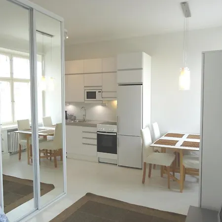 Luxhousing *